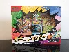 coffret pokémon - collection avec pin’s deluxe premiers partenaires méga-évolution – héros transcendants (3 cartes promo brillante