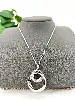 collier en argent avec pendentif double cercle serri d'oxydes  argent 925 millième (22 ct) 17,68g
