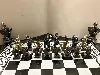 jeu d echec medieval plateau en verre pieces en resine
