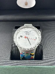 montre swatch x bape tokyo gray multi camo soz27z709 mouvement quartz