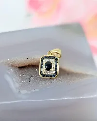 pendentif en 2 ors style art-déco centré d'un saphir ovale entouré de 2 petits diamants et une ligne de petits saphirs or 750 mill