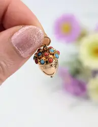 pendentif gland serti de pierres de couleur or 750 millième (18 ct) 1,76g