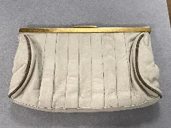 pochette marc by marc jacobs en cuir beige