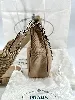 sac à chaîne prada re-édition 2005 en toile beige avec bandoulière et porte monnaie