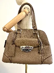 sac à main lancel adjani en cuir marron