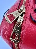 sac à main louis vuitton saintonge en toile monogram et cuir rouge avec bandoulière