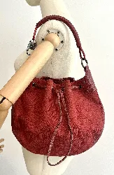 sac gucci hobo en toile rouge monogramme et cuir