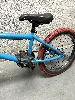 velo bmx bleu