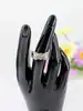 bague 2 ors rubans croisés avec une pavage d'oxydes or 375 millième (9 ct) 2,54g