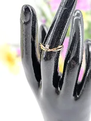 bague en 2 ors sertie d'un petit diamant or 750 millième (18 ct) 1,12g