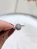 bague or blanc pavée de petits diamants or 375 millième (9 ct) 1,39g