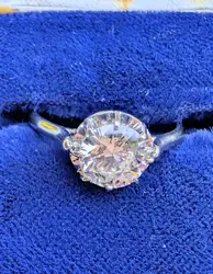 bague solitaire en platine et or centrée d'un diamant de 1,31ct avec certificat platine 900 millième (22 ct) 3,87g