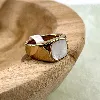 bgac bague chevalier en nacre carré et acier doré