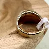 bgac bague chevalier en nacre carré et acier doré