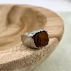 bgac bague chevalière avec pierre oeil de tigre carré en acier