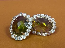 boucles d'oreilles fantaisies dorées verte et brillants