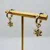 boucles d'oreilles maje demi créoles fleurs dorées
