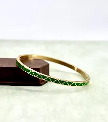 brac bracelet jonc en acier doré et émail vert style géographique