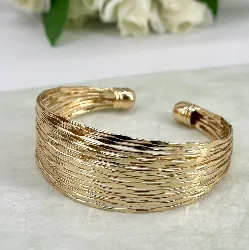 bracelet jonc multi-rangs doré