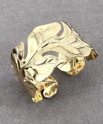 bracelet manchette motif feuille en acier doré