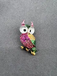broche hibou pavée d'oxydes