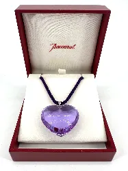 collier baccarat avec pendentif coeur cristal et cordon violet, fermoir en argent argent 925 millième (22 ct) 22,54g