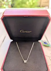 collier cartier collection tank en or blanc orné d'une aigue-marine facettée carrée or 750 millième (18 ct) 4,98g