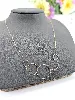 collier or maille forçat fine orné de 5 anneaux limés or 750 millième (18 ct) 1,34g