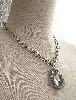collier swarovski avec pendentif en cristal incolore et strass irisés
