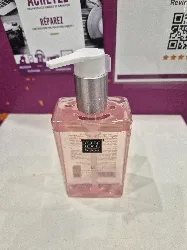 gel lavant pour les mains ritual the ritual of sakura