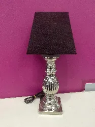 lampe d appoint abat jour noir pied metal