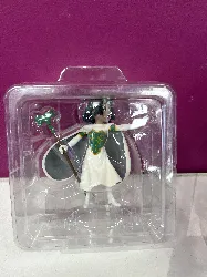 livre figurine les legendaires