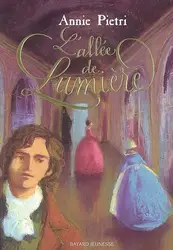 livre les miroirs du palais t.2 - l'allée de lumière
