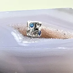 pandora charm argent pond avce zircon bleu  argent 925 millième (22 ct) 3,42g