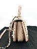 sac à bandoulière chanel trendy cc top handle pm en cuir rose clair et métal doré