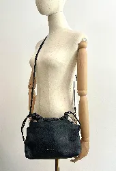 sac burberry little crush en cuir noir et toile check à bandoulière amovible