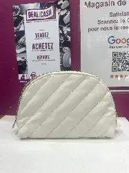 trousse yves saint laurent  beige
