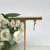 230795014 boucles d'oreilles motif serpent et perle synthétique