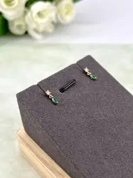 23082750 boucles d'oreilles avec oxyde blanc et vert