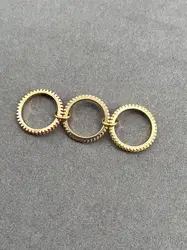 bague composée de trois anneaux entrelacés, pavés d’oxydes t50