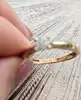 bague disque pavée de petits diamants or 375 millième (9 ct) 1,61g