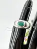bague en argent avec une pierre verte t51 argent 925 millième (22 ct) 6,95g