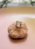 bague or blanc centrée d'un quartz blanc facetté or 375 millième (9 ct) 2,45g