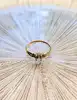 bague or centrée d'une aigue-marine or 750 millième (18 ct) 1,82g