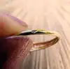 bague or centrée d'une aigue-marine or 750 millième (18 ct) 1,82g