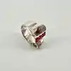bague tank vintage sertie des rubis synthétiques et quartz blancs épaulés deux feuille d'or en or rose de 18k argent 800 millième 