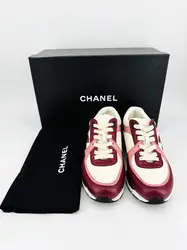 baskets chanel logo cc en cuir de veau bordeaux, blanc et rose