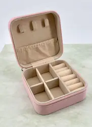 boîte à bijoux de voyage en cuir rose
