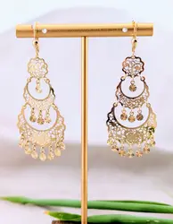 boucles d'oreilles or motifs pendants en filigrane or 750 millième (18 ct) 6,23g