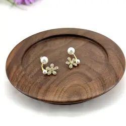boucles d'oreilles perles synthétiques et fleurs dorées